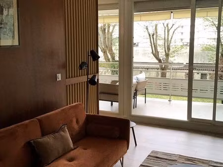 particulier loue appartement meublé à l’année