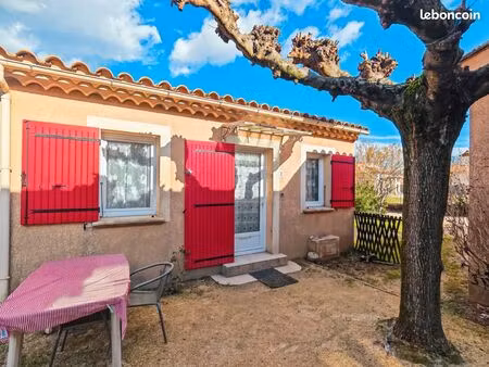 maisonnette toutes charges comprises location à l'année