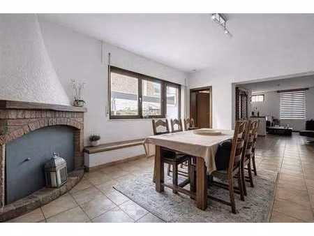 maison 3f - 4ch - terrasse - jardin - parking prive