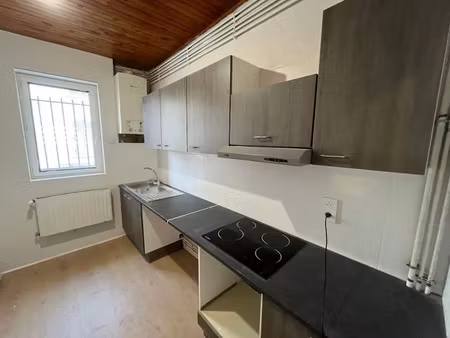 location maison 3 pièces 88 m² à vichy (03200)  900 €