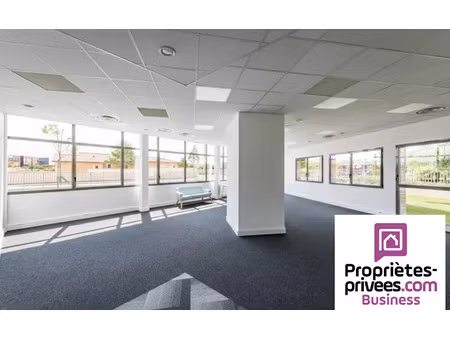 location locaux professionnels 146 m² à colomiers (31770)  1 458 €