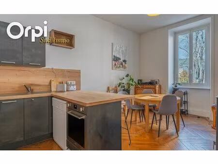 location appartement  m² t-3 à privas  688 €