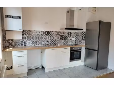 location appartement  m² t-2 à sully-sur-loire  409 €