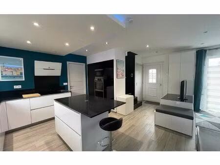 location maison  98 m² t-4 à saint-germain-lès-arpajon  1 723 €