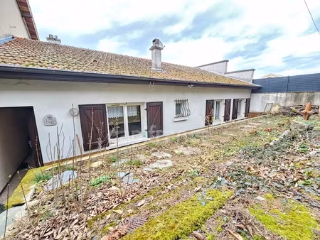 maison à vendre 4 pièces 3 chambres avec garages et jardin panissieres (42)
