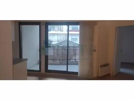 location appartement 2 pièces 39 m² à nice (06300)