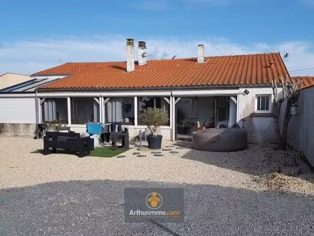 vente maison 6 pièces 130 m2 à charron