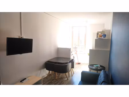 studio meublé en ville