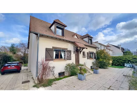 maison indépendante 6 pièces à athis-mons  140 m² habitables sur terrain de 802 m²