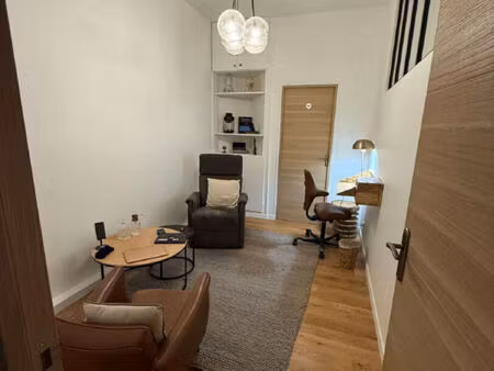 appartement paris 2 pièce(s) 36.40 m2 + 2.70 m² terrasse