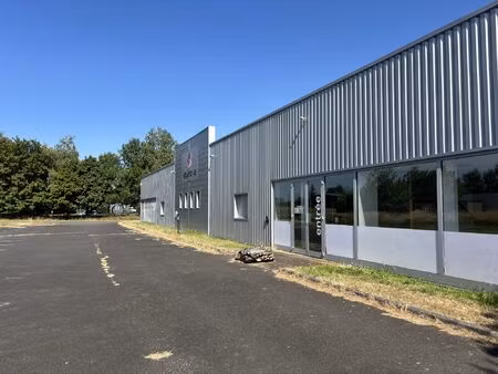 immobilier professionnel à louer saint-branchs