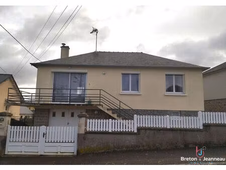 pavillon f4 à montsurs