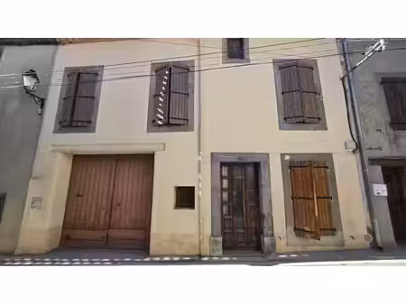 maison familiale avec grand garage et cour?