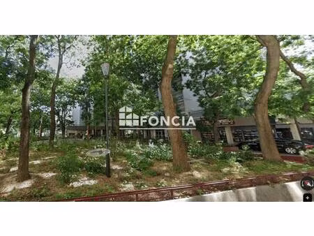 local à usage professionnel ou commercial