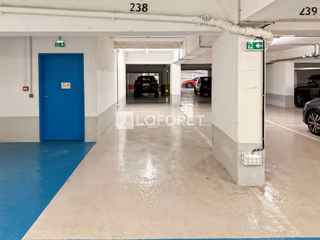 casino de paris. emplacement de parking