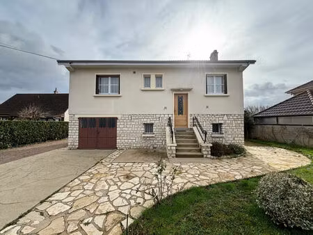 vente maison 7 pièces  135.00m²  garchizy