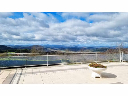 saint julien chapteuil maison sur plus de 6000 m2 de terrain