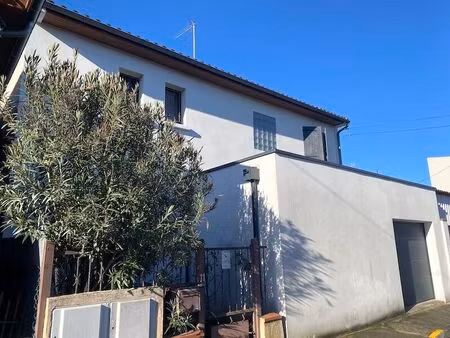 villa t4 au calme metro roseraie jardin garage