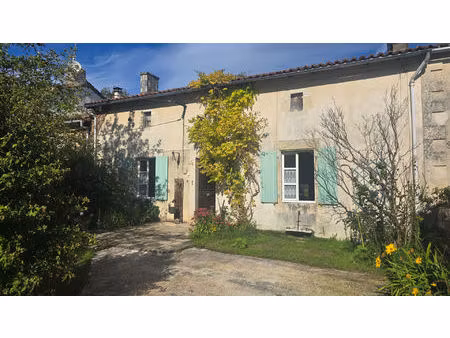 maison vouleme bord de rivière