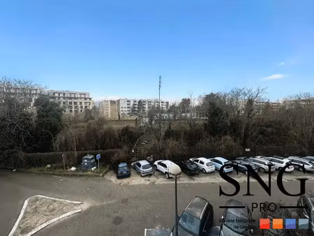 bureaux a louer + parking