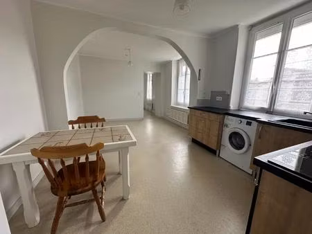 appartement 3 pièces  1 chambre  46 m²