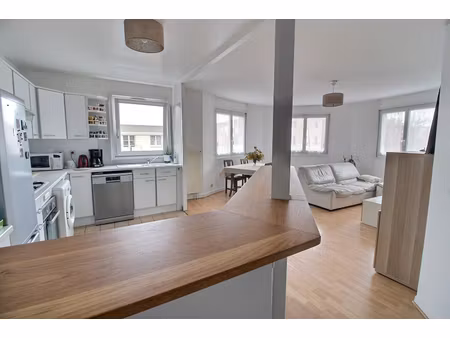 appartement montigny le bretonneux 3 pièce(s) 68.44 m2