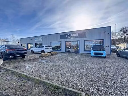 location local commercial 380 m2 à bourgoin-jallieu