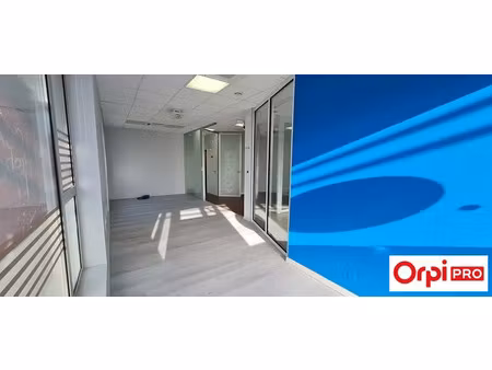 local commercial a louer