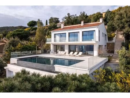 vente maison de luxe rayol-canadel-sur-mer 5 pièces 204 m² <meta name="description" conten