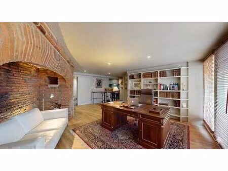 local commercial - place du salin  toulouse