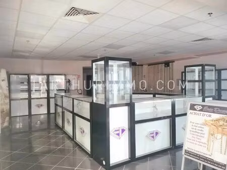 location local commercial 2 pièces 78 m2 à davézieux