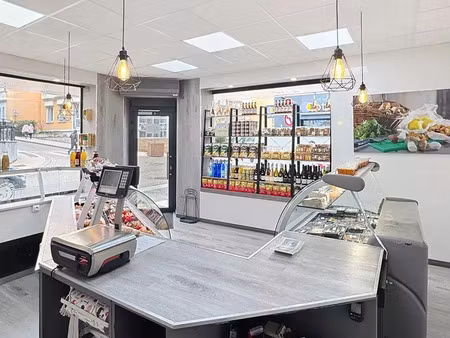 vente commerce 240 m² valserhône (01200)