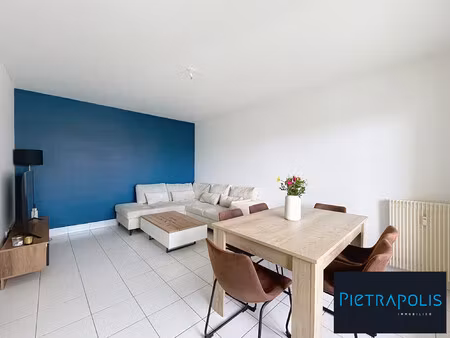 hauts de montchapet - t2 rénové de 44 m2 avec balcon  place de