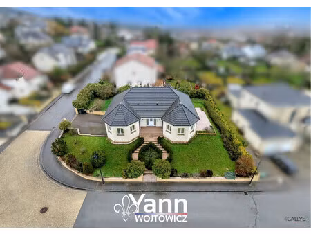 maison familiale de standing – plain-pied sur sous-sol complet