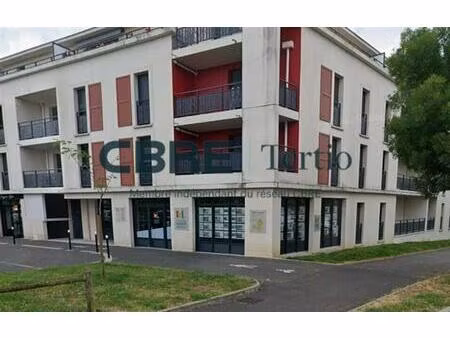 location commerce ballan-miré 59 m²