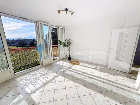 appartement 4pièce(s) 3chambre(s) 70 m² saint-martin-d'hères (38400)