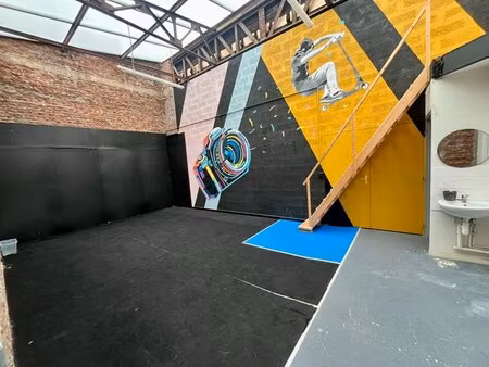 à louer local commercial 115 m² – 835 € |calais