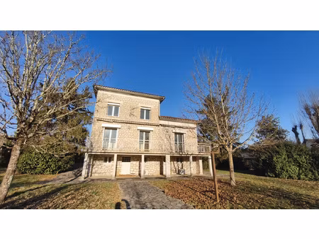 location maison 5 pièces 115m² souillac 46200