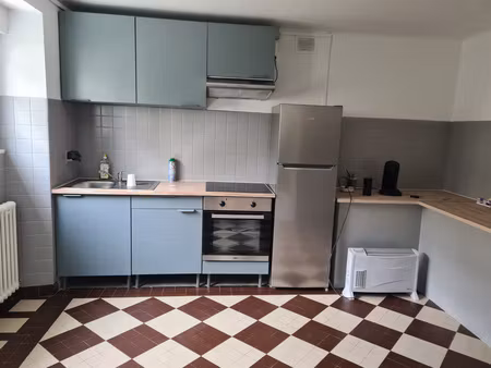 maison 4 chambres  centre du village