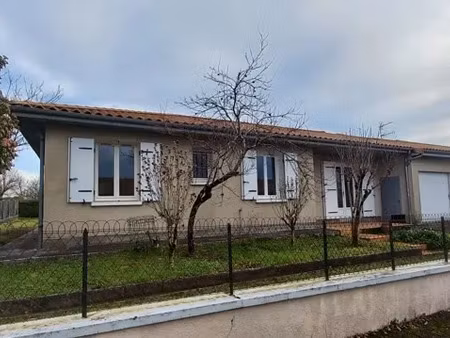 vente maison 4 pièces 89 m² à riberac (24600)  135 000 €