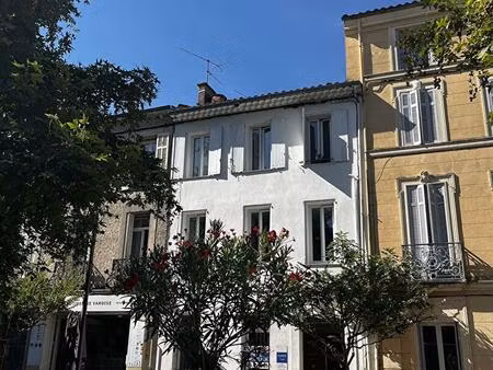 immeuble 2 locaux + 1 t2 vidauban