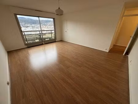 location appartement 2 pièces 55m² clermont ferrand 63000