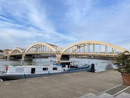 location appartement 3 pièces 75m²