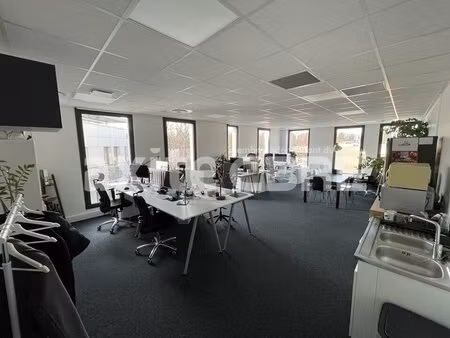 location local professionnel 72m² annecy le vieux 74940