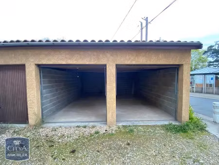 parking à louer - albigny-sur-saône (69) - 125€