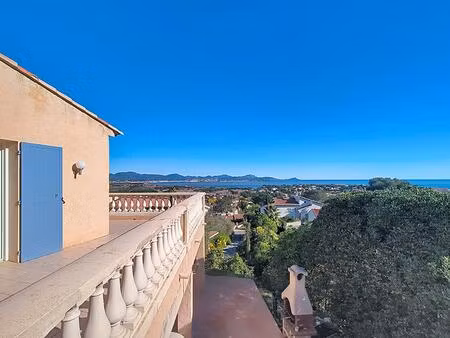 saint-aygulf vue mer exceptionnelle garage piscine