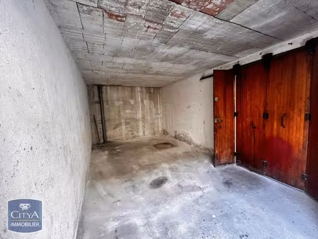 parking à louer - marseille (13) - 96€