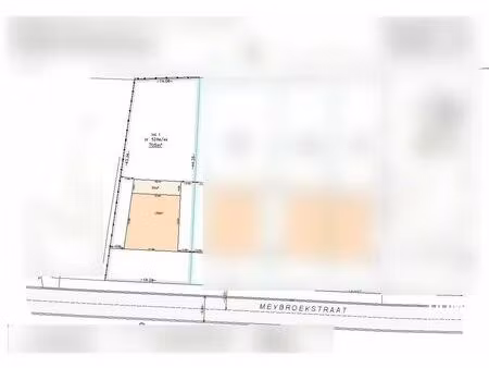 ruim perceel van 7a05ca voor een open bebouwing te kermt