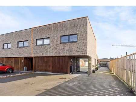 ruime energiezuinige woning met 3 slaapkamers rustig gelegen te leopoldsburg