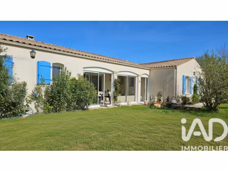 vente maison 6 pièces 167 m² clam (17500)